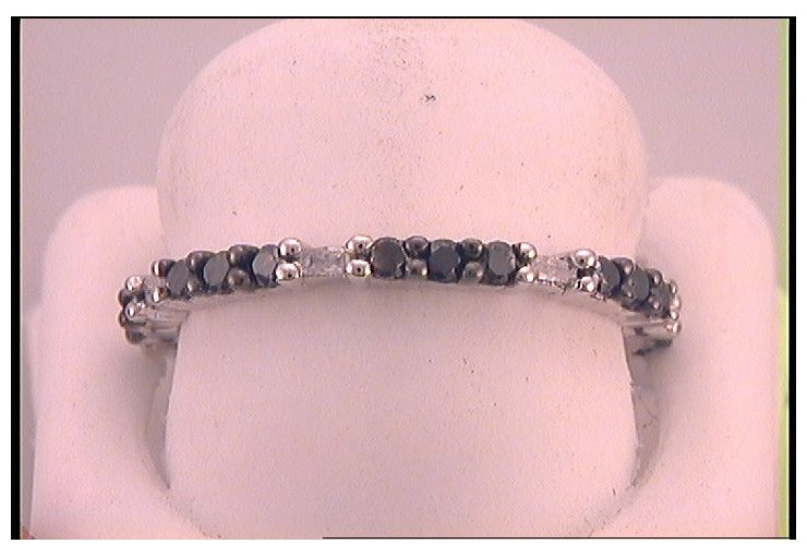 Sterling Silver 7/8ctw Diamond Black Diamond Band