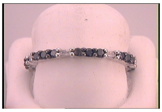 Sterling Silver 7/8ctw Diamond Black Diamond Band
