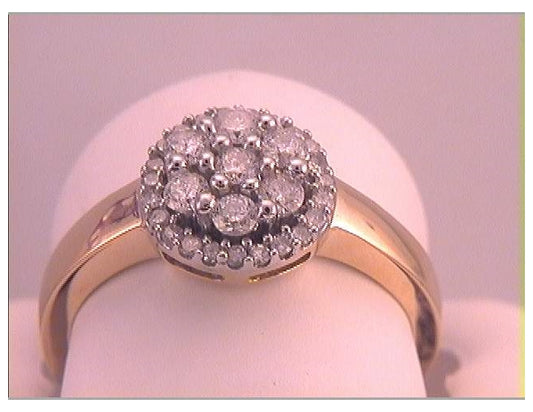 10kt Yellow Gold 1/2ctw Diamond Flower Ring