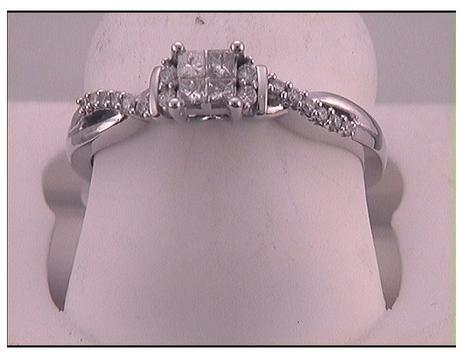 10kt White Gold 1/4ctw Diamond Tessera Ring