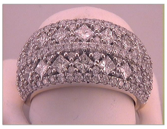 14kt Yellow Gold 3  Cttw Diamond Fashion Band