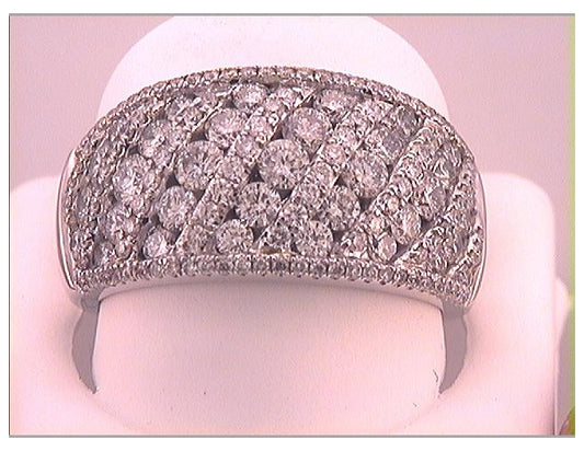 14kt White Gold 2 Cttw Diamond Fashion Band