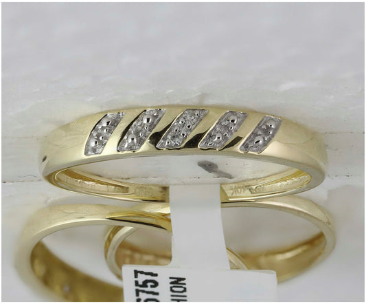 10K Yellow Gold His Hers Round Diamond Cluster Matching Wedding Set 1/8ctw, Womens Size: 5-10, Mens Size: 7-13