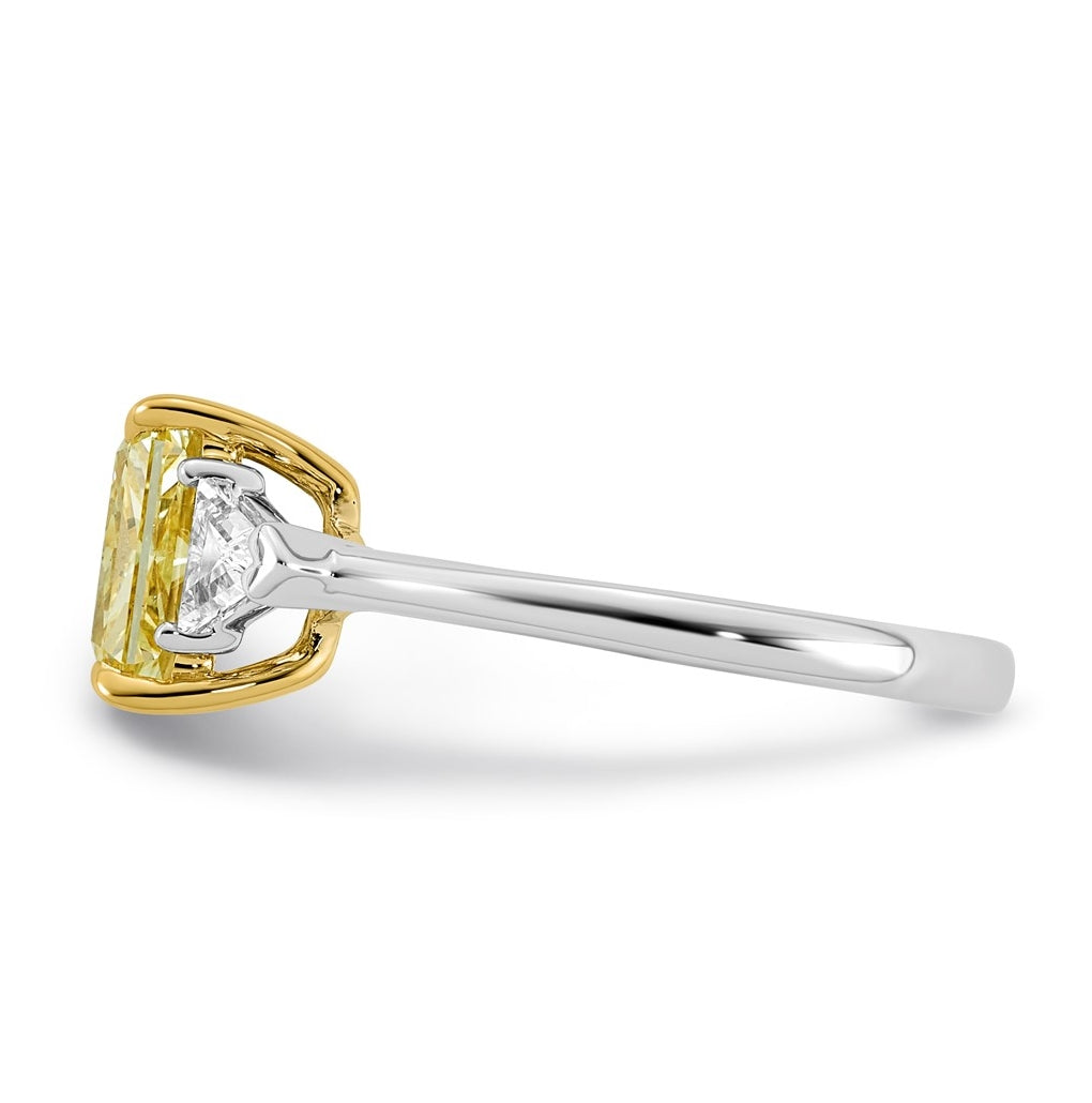 14k Two-Tone Gold 2 1/2ct Lab Grown Dia. Radiant VS+ Cert. Vivid Yellow & Trillion VS+