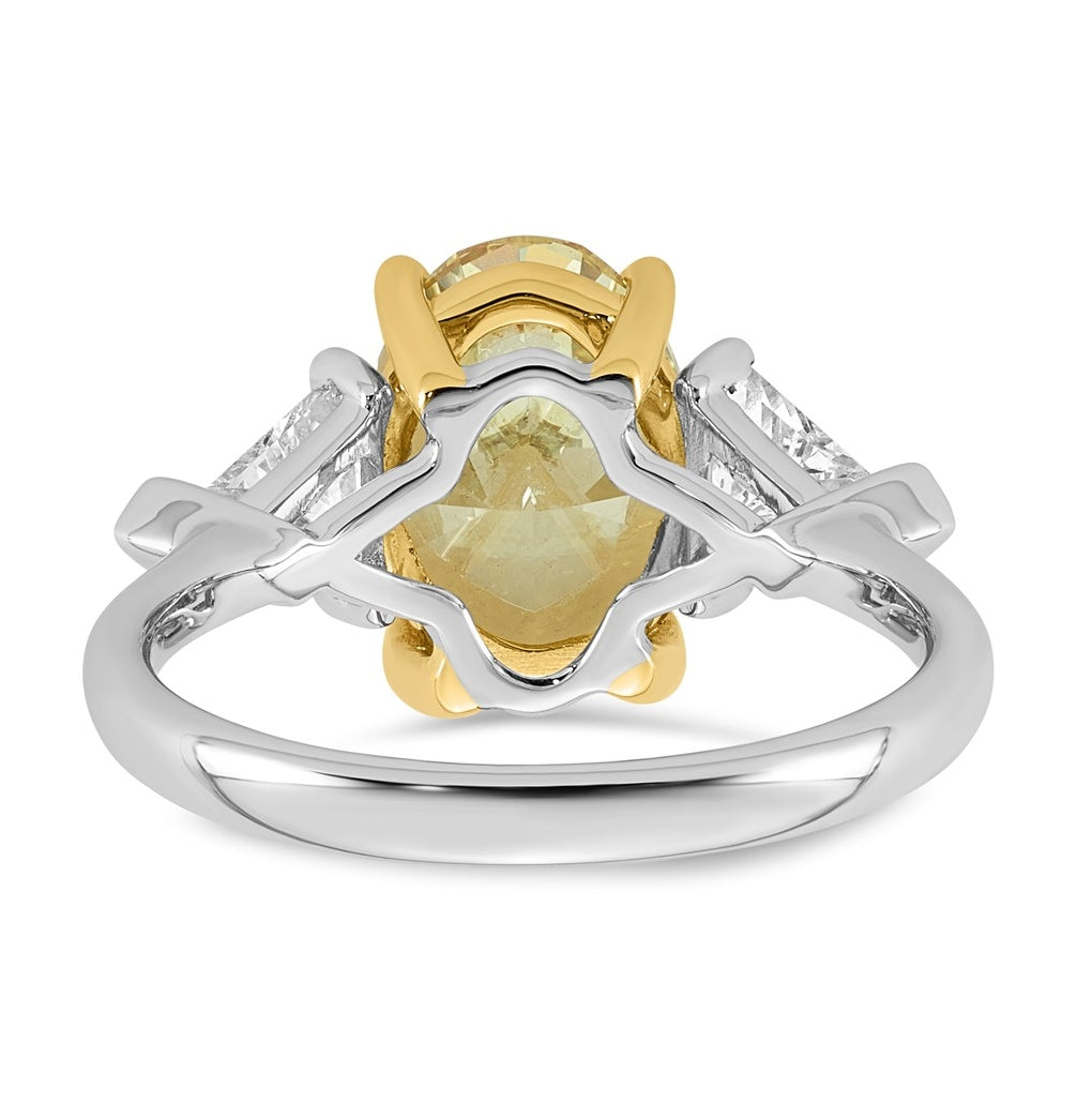 14k Two-Tone Gold 4 1/2ct Lab Grown Dia. Oval VS+ Cert. Vivid Yellow & Trillion VS+ F+