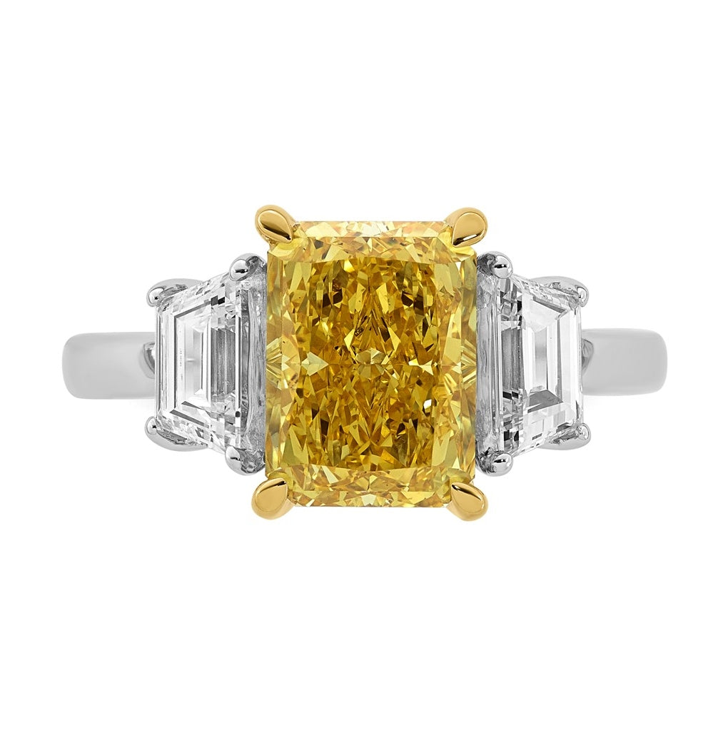 14k Two-Tone Gold 4 1/2ct Lab Grown Dia. Radiant VS+ Cert. Vivid Yellow & Trapezoid VS+
