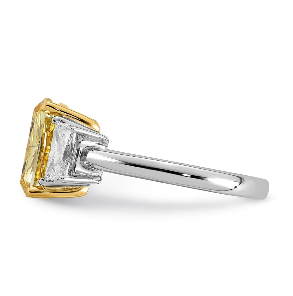 14k Two-Tone Gold 3 7/8ct Lab Grown Dia. Long Cushion VS+ Cert. Vivid Yellow & Trap VS+