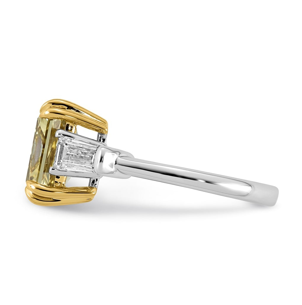 14k Two-Tone Gold 4 1/2ct Lab Grown Dia. Radiant VS+ Cert. Vivid Yellow & Baguette VS+