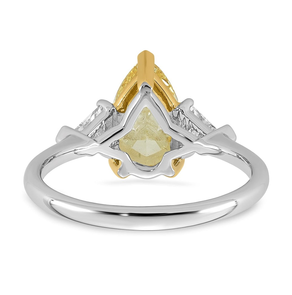 14k Two-Tone Gold 2 1/2ct Lab Grown Dia. Pear VS+ Cert. Vivid Yellow & Trillion VS+ F+