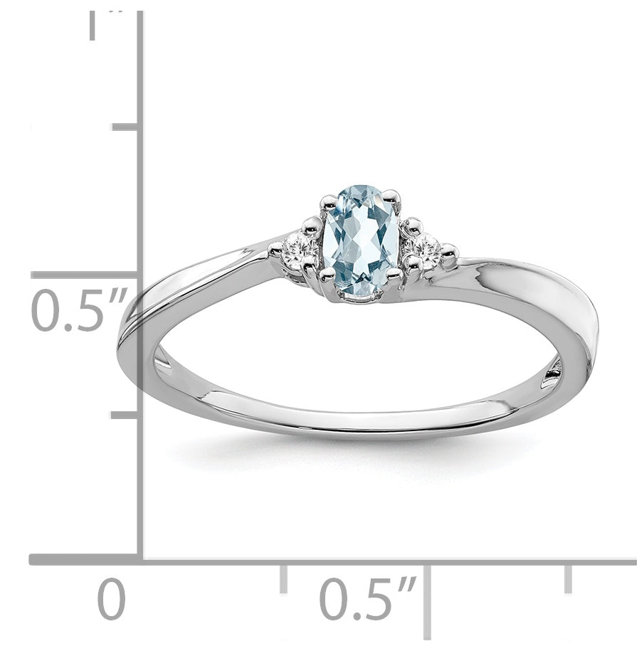 14k White Gold Aquamarine and Diamond Ring, Size 7