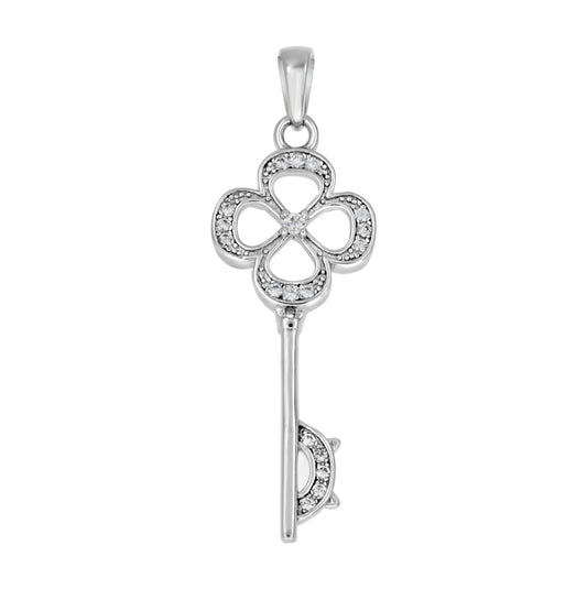 Sterling Silver Womens Cubic-Zirconia Clover Head Key Charm Pendant