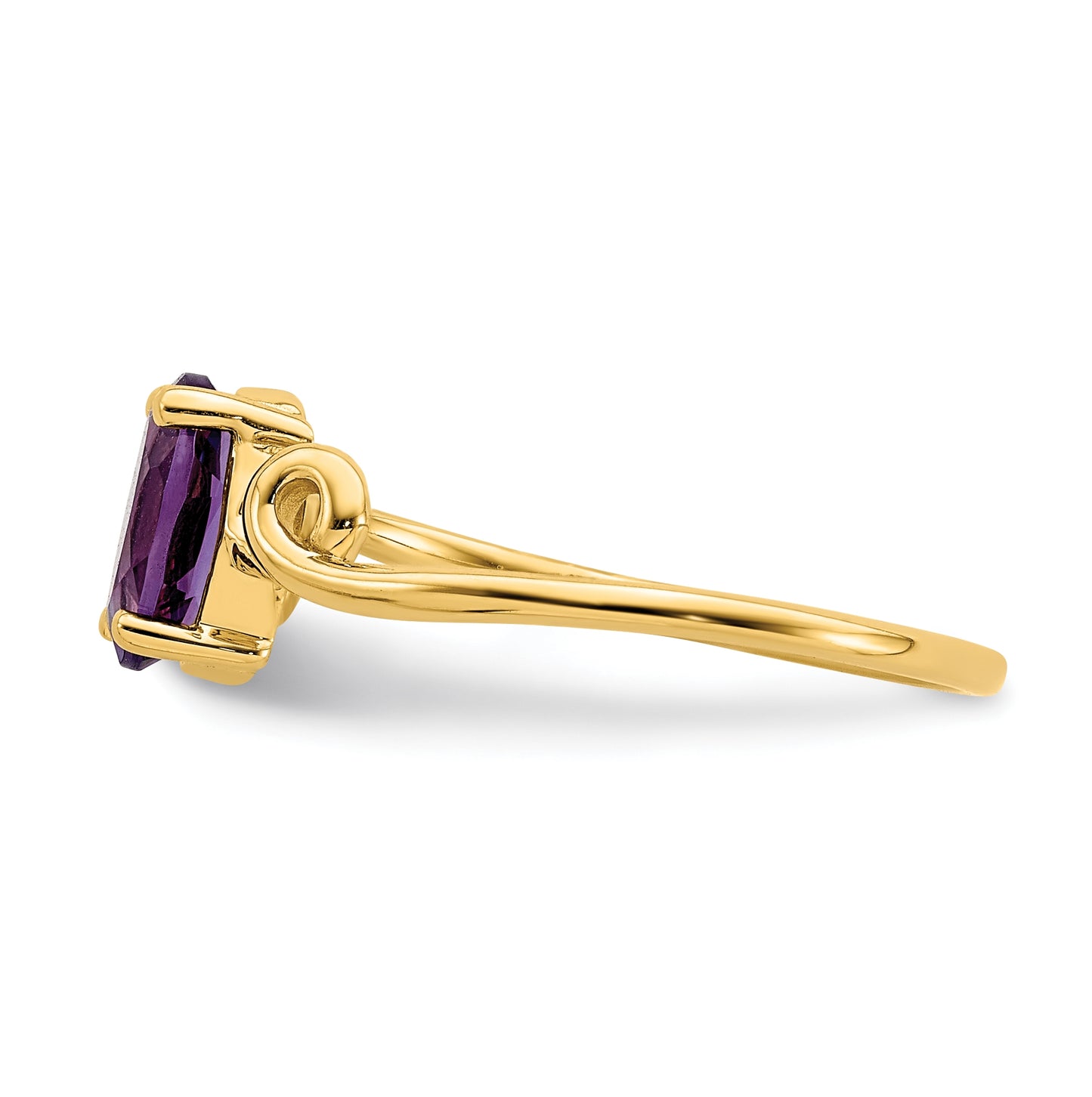 14K Yellow Gold 7x5 mm Oval Amethyst ring